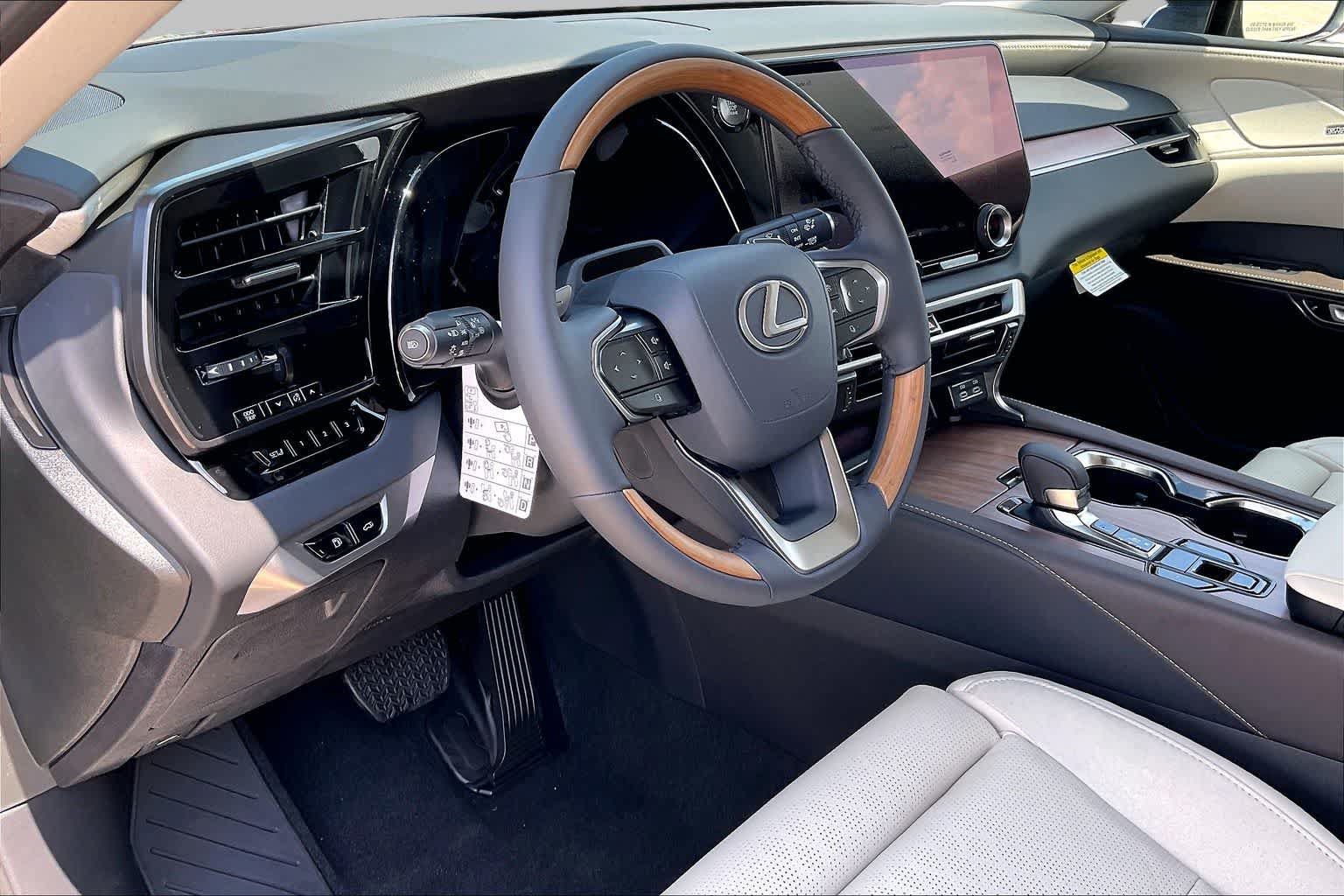 New 2026 Lexus RX 350 FWD image 10
