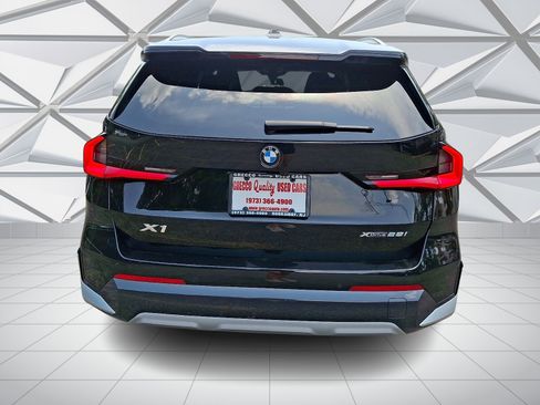 Used 2023 BMW X1 xDrive28i w/ Convenience Package AWD/4WD image 9