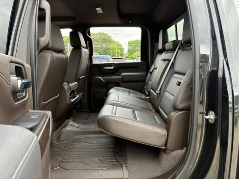 Used 2020 GMC Sierra 2500 Denali w/ Denali Ultimate Package AWD/4WD image 31