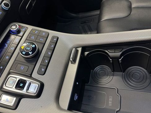 Used 2023 Hyundai Palisade SEL w/ Premium Package image 39