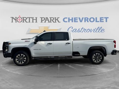 Used 2025 Chevrolet Silverado 2500 Custom w/ Custom Value Package AWD/4WD image 6