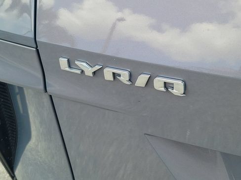 Used 2024 Cadillac Lyriq Sport AWD/4WD image 9
