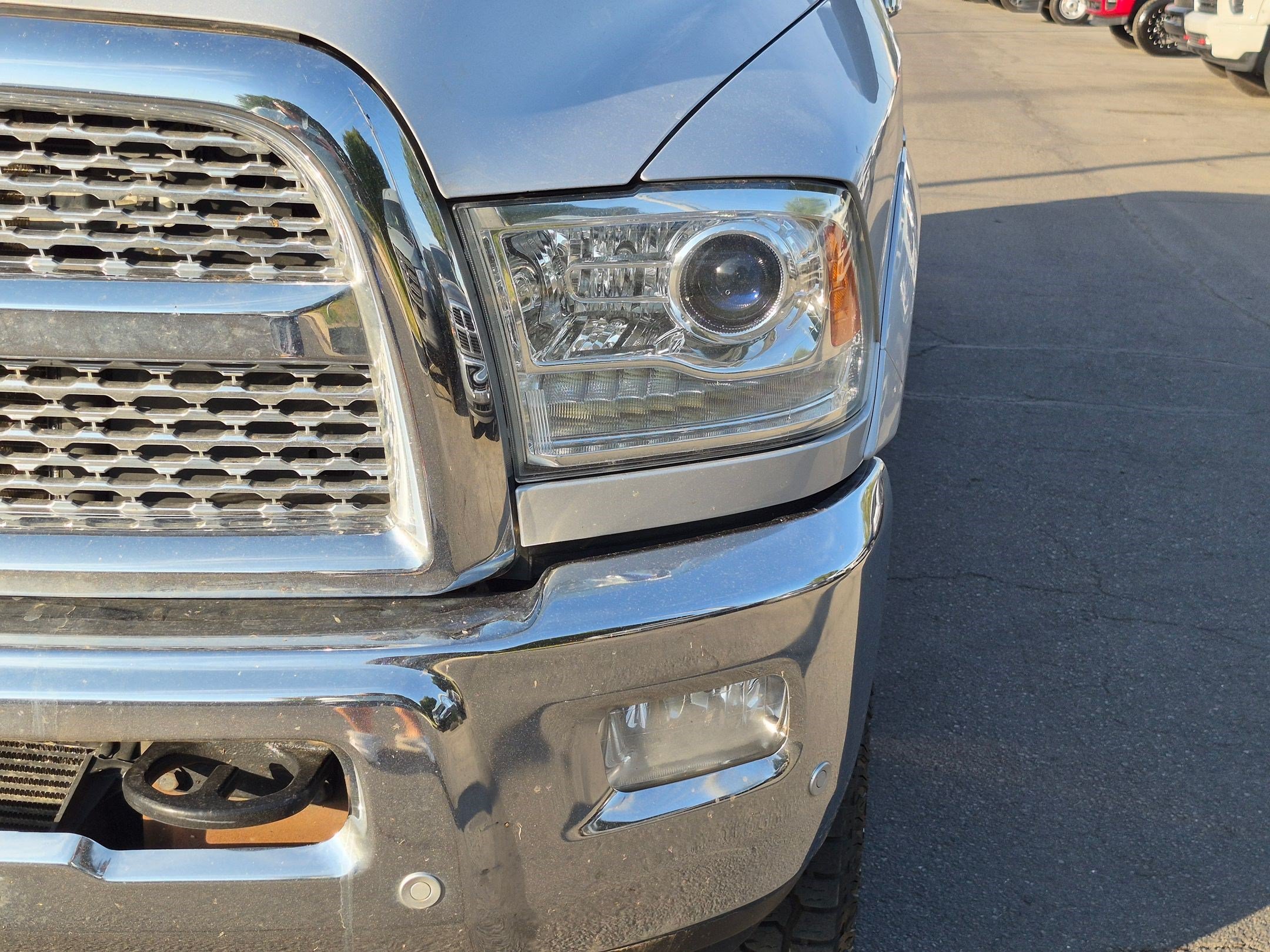 Used 2016 RAM 2500 Laramie w/ Convenience Group AWD/4WD image 12
