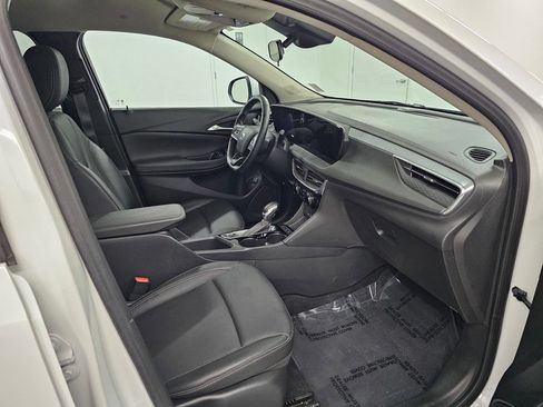 Used 2024 Buick Encore GX Sport Touring AWD/4WD image 24