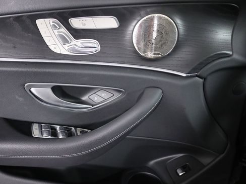 Used 2022 Mercedes-Benz E 450 4MATIC Sedan image 10