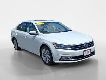 Used 2018 Volkswagen Passat 2.0T SE w/ SE Lighting Package