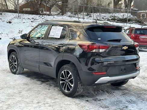 Used 2025 Chevrolet TrailBlazer LT image 28