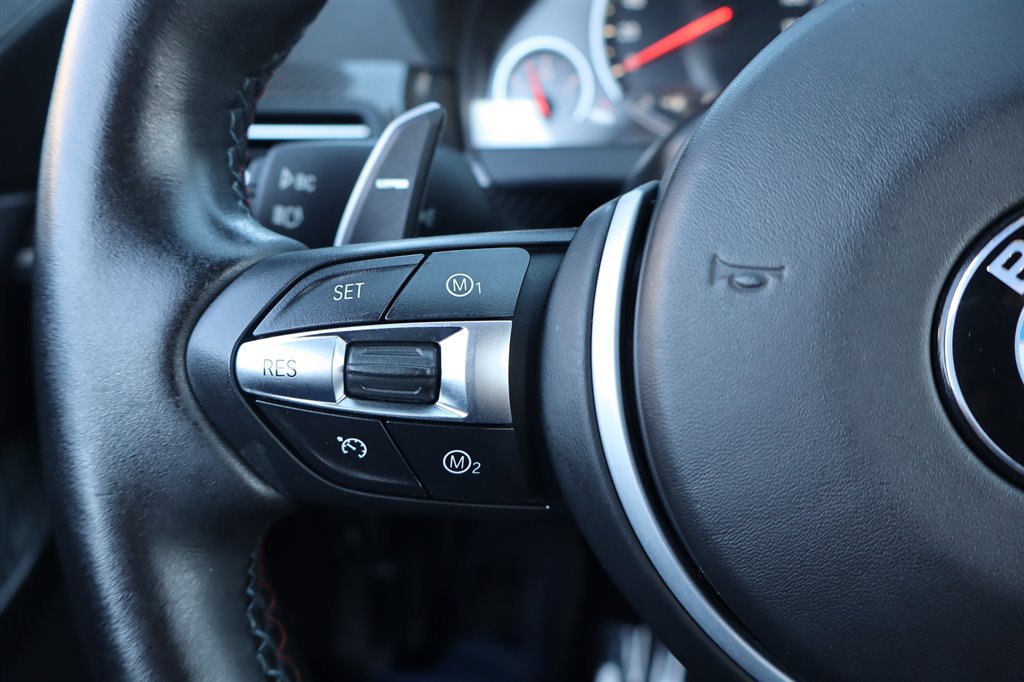 Used 2015 BMW M6 Convertible RWD image 55