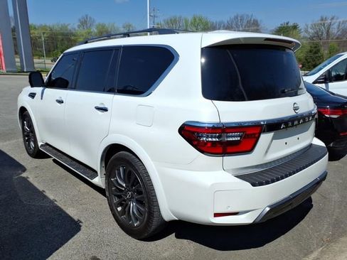 Certified 2024 Nissan Armada Platinum w/ Captain's Chairs Package image 4