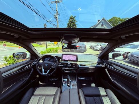 Used 2021 BMW 540i xDrive w/ Convenience Package AWD/4WD image 14