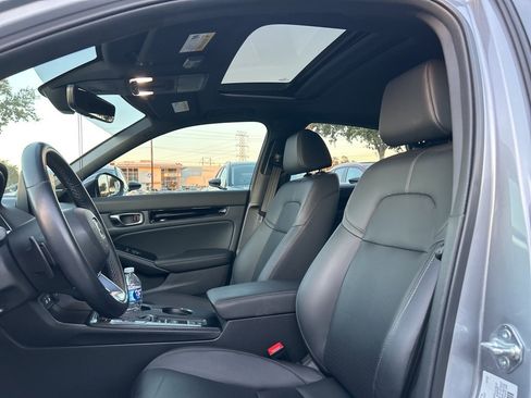 Used 2023 Honda Civic Sport Touring image 2