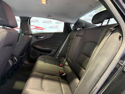 Used 2025 Chevrolet Malibu LT FWD image 36