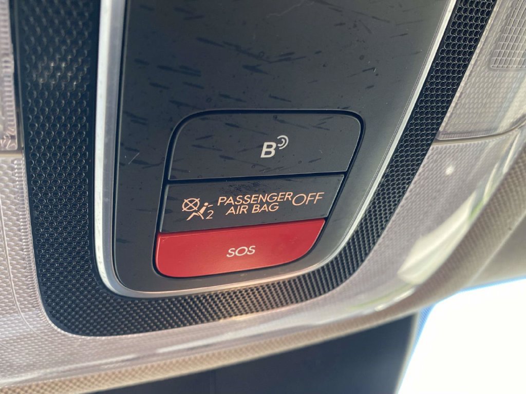 Used 2023 Hyundai Elantra SEL w/ Cargo Package FWD image 29