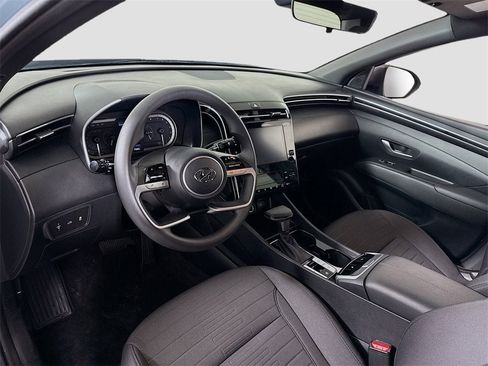 Used 2024 Hyundai Santa Cruz SEL image 3