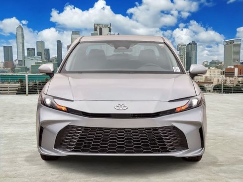 Used 2025 Toyota Camry LE FWD image 2