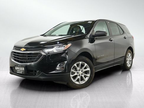 Used 2021 Chevrolet Equinox LS w/ LS Convenience Package AWD/4WD image 1