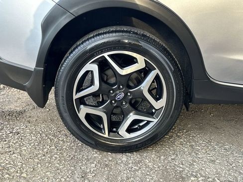 Used 2019 Subaru Crosstrek 2.0i Limited w/ Moonroof Package AWD/4WD image 12