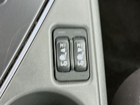 Used 2024 Subaru Crosstrek 2.0i Premium image 25