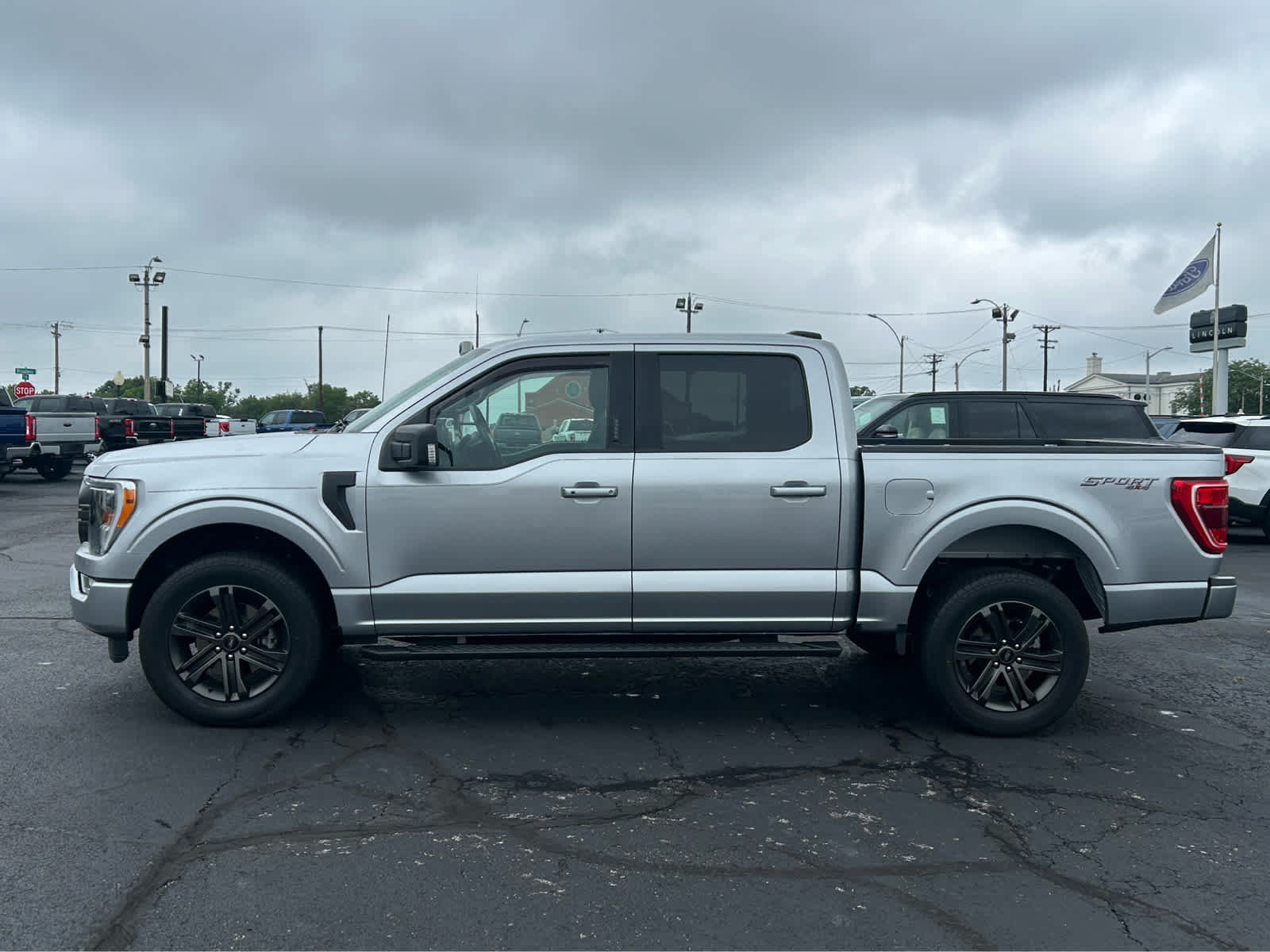 Used 2022 Ford F150 XLT w/ Equipment Group 302A High AWD/4WD image 1