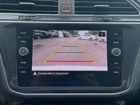 Certified 2021 Volkswagen Tiguan SE R-Line FWD image 13