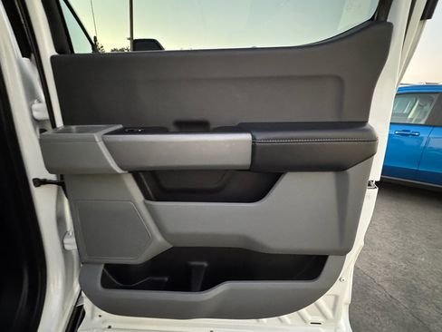 Used 2024 Ford F250 XLT image 25