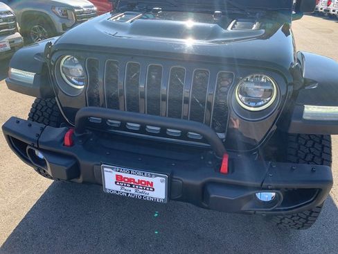 Used 2020 Jeep Gladiator Rubicon image 5