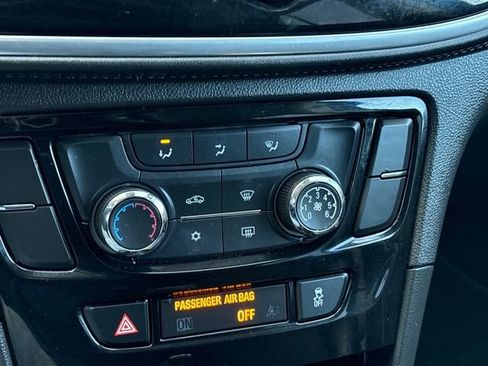 Certified 2022 Buick Encore Preferred w/ Safety Package image 15