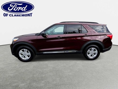 Used 2022 Ford Explorer XLT w/ Equipment Group 202A AWD/4WD image 5