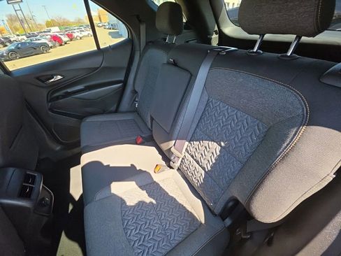 Used 2023 Chevrolet Equinox LT image 25