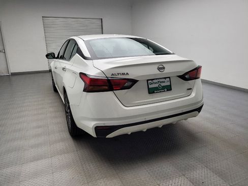 Used 2025 Nissan Altima 2.5 SV AWD/4WD image 6