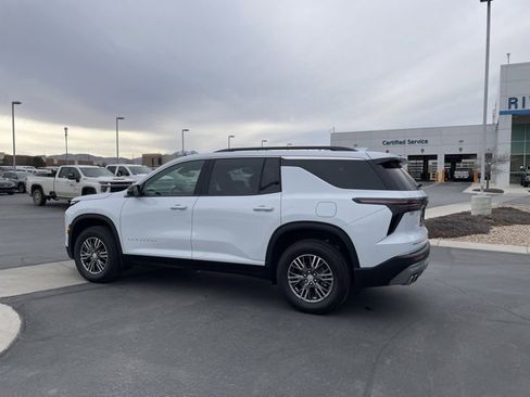 New 2026 Chevrolet Traverse LT w/ Driver Confidence Package image 24