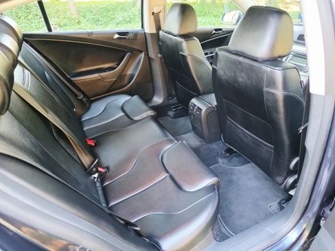 Used 2008 Volkswagen Passat Komfort FWD image 12