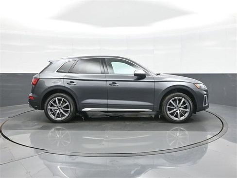 Used 2024 Audi SQ5 Premium Plus image 8