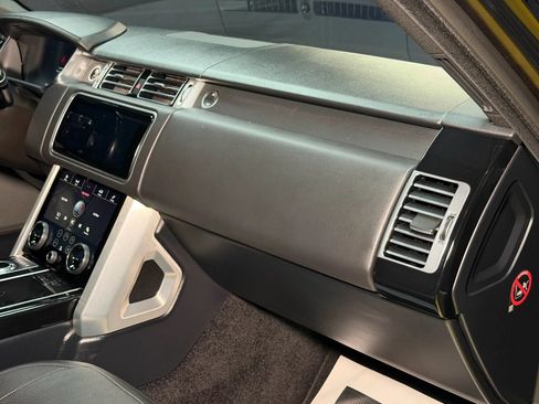 Used 2018 Land Rover Range Rover Supercharged image 56