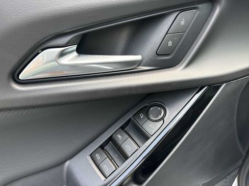 New 2026 Chevrolet Equinox LT w/ Safety and Technology Package AWD/4WD image 23