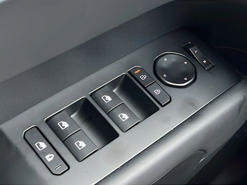 New 2027 Kia Telluride S w/ Towing Package FWD image 19