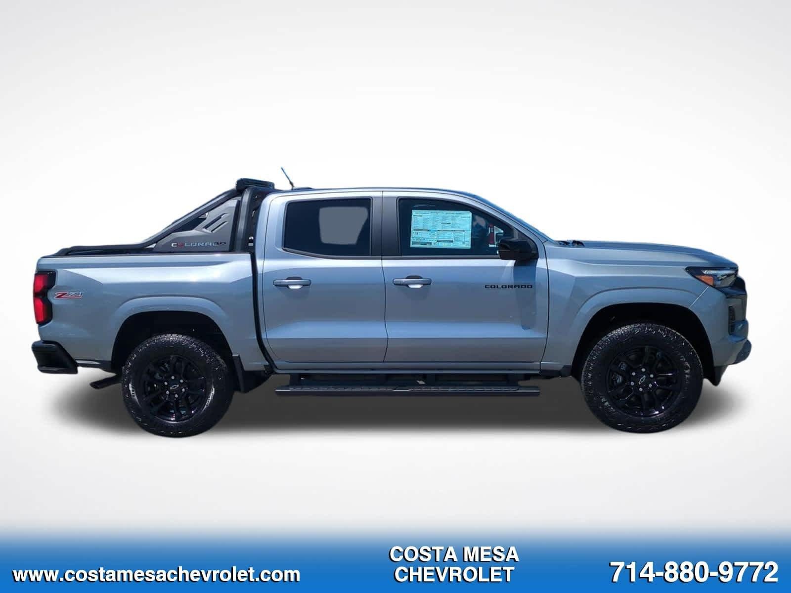 New 2026 Chevrolet Colorado Z71 w/ Midnight Edition AWD/4WD image 4