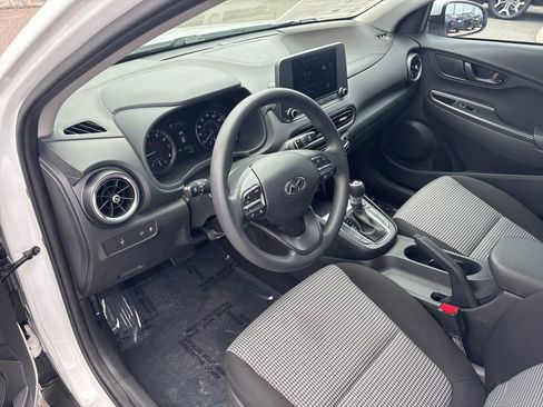 Used 2022 Hyundai Kona SE FWD image 11