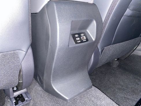 Certified 2025 Subaru Crosstrek 2.5i Limited image 29