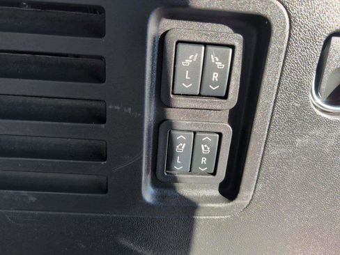 Used 2025 Buick Enclave Avenir w/ Super Cruise Package image 16