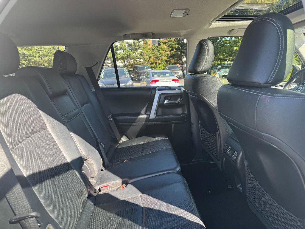 Used 2024 Toyota 4Runner Limited AWD/4WD image 15