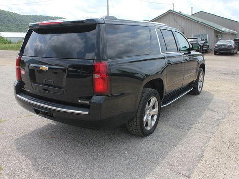 Used 2017 Chevrolet Suburban Premier AWD/4WD image 5