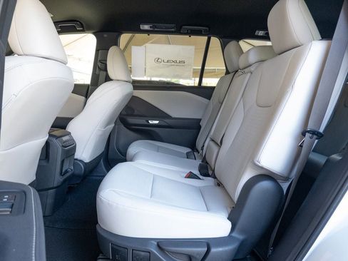 New 2026 Lexus TX 350 AWD image 12