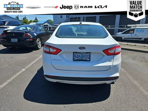 Used 2014 Ford Fusion SE FWD image 5