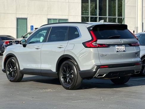 Certified 2025 Honda CR-V Sport-L image 5