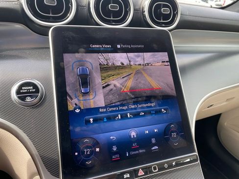 Used 2024 Mercedes-Benz GLC 300 image 21