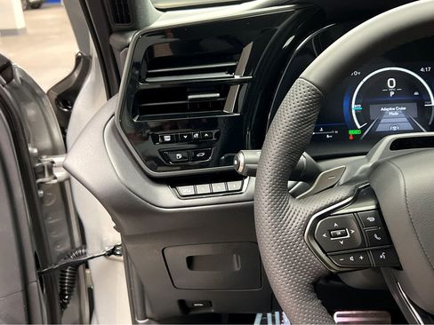 New 2026 Lexus TX 500h AWD image 41