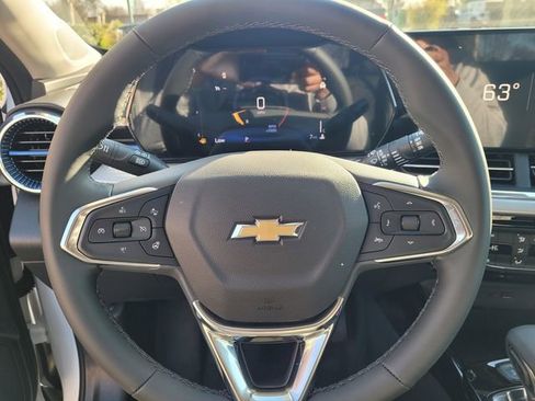 New 2026 Chevrolet Trax LT w/ LT Convenience Package image 12