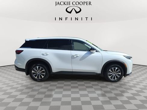 Certified 2026 INFINITI QX60 Pure w/ Cargo Package AWD/4WD image 4