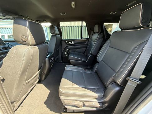 Used 2023 Chevrolet Tahoe Premier AWD/4WD image 23